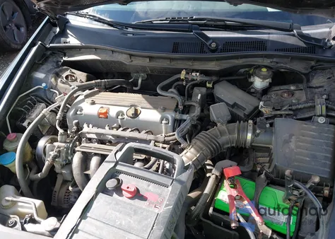 2011 Honda Accord 2.4 Se from USA, damaged, VIN 1HGCP2F62BA117111